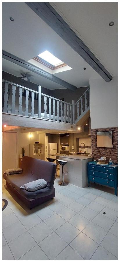 Ferienwohnung Petit Cocon Pour 2 A 4 Personnes En Centre Ville Nîmes Exterior foto